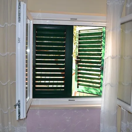 Despalatovic Appartement Postira